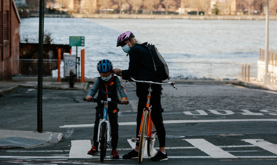 CDC：2岁及以上的儿童应该戴口罩