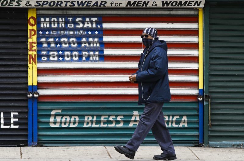 新冠病毒使美国失业率超过大萧条！美国面临艰难选择！