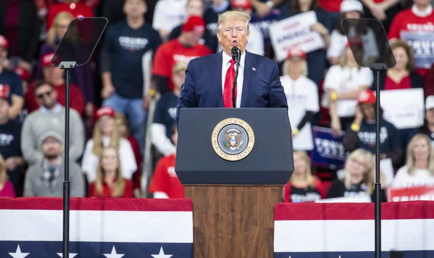 特朗普：我要选总统，每个人要疯狂！