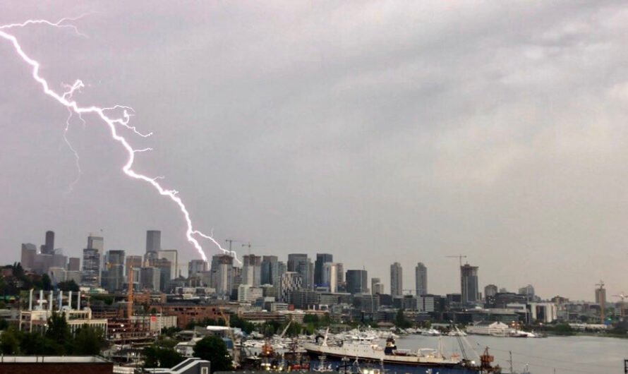 严重雷暴警告！恶劣天气威胁华盛顿州东部！