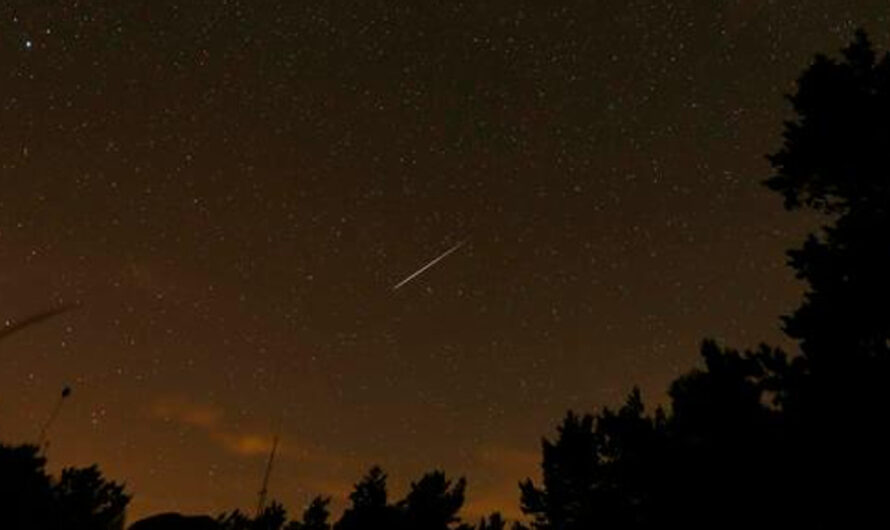 今晚陪你去看流星雨！每小时50到100颗流星！