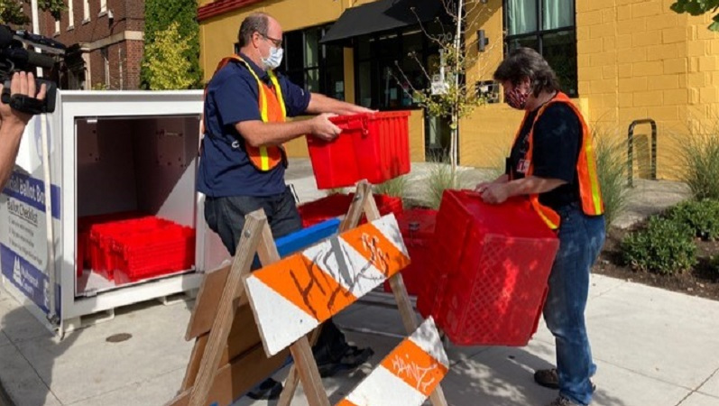 俄勒冈人蜂拥投票！但有些投票箱变成“投书箱”！