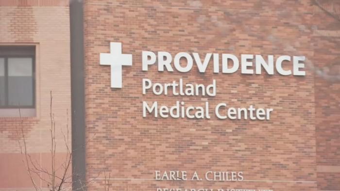为最坏情况做准备，Providence设置手术帐篷、临时太平间