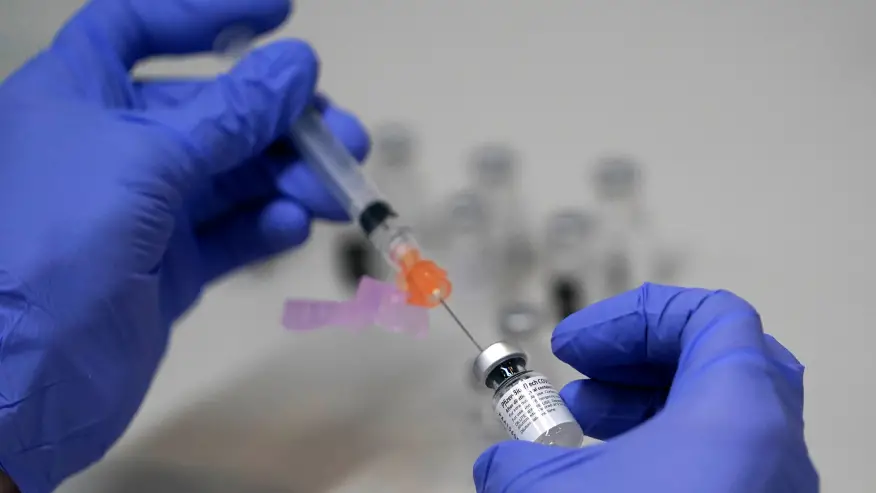 CDC批准开打经过升级的新冠疫苗加强针