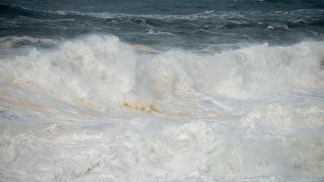 俄勒冈海岸将面临危险的巨浪