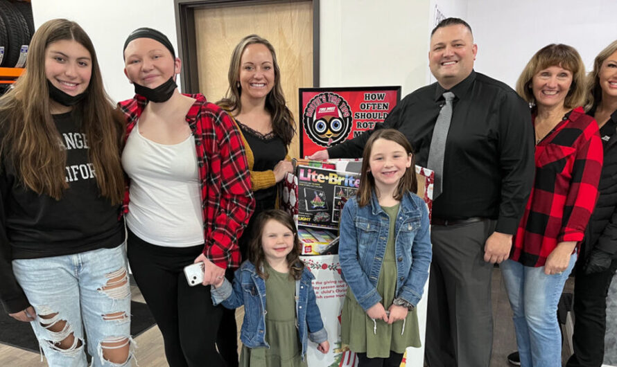 Beaverton 父亲为生病的孩子收集1000个玩具