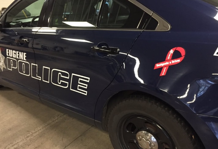 年度最辛苦的贼，平安夜入室抢劫跳湖大逃亡！