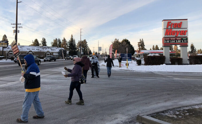 协议达成，QFC 和 Fred Meyer 的工人取消罢工