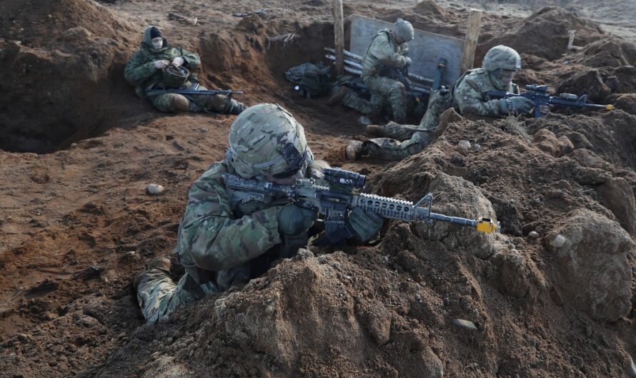 8500美国大兵处于高度戒备！美国或采取军事行动！
