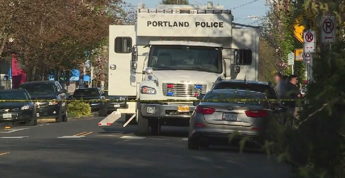 波特兰东南区105街生人质事件，警力云集