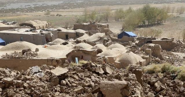 阿富汗地震已造成 2445 人死亡，死亡人数不断增加