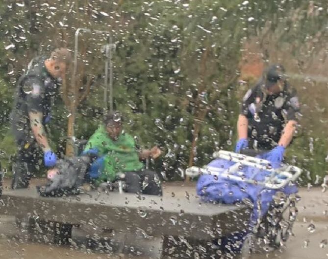 美国西北部发布多地强风警报和高风警报，小心大停电！