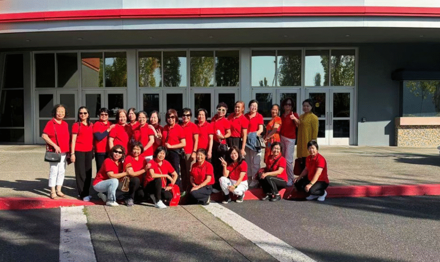 铭记历史，守护和平！波特兰华人组团观影《731》！老教授连包多场！