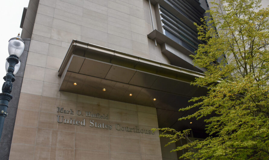 法官暂阻特朗普派兵波特兰！指控“联邦化国民警卫队”违宪！