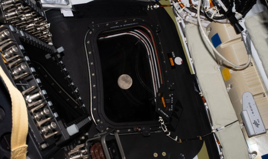 人类飞得最远的一次！NASA“阿尔忒弥斯2号”刷新纪录